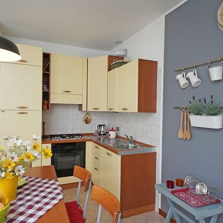 Torri Centro Apartment Torri Del Benaco Ngoại thất bức ảnh