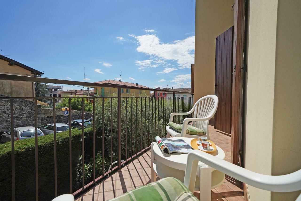 Torri Centro Apartment Torri Del Benaco Ngoại thất bức ảnh