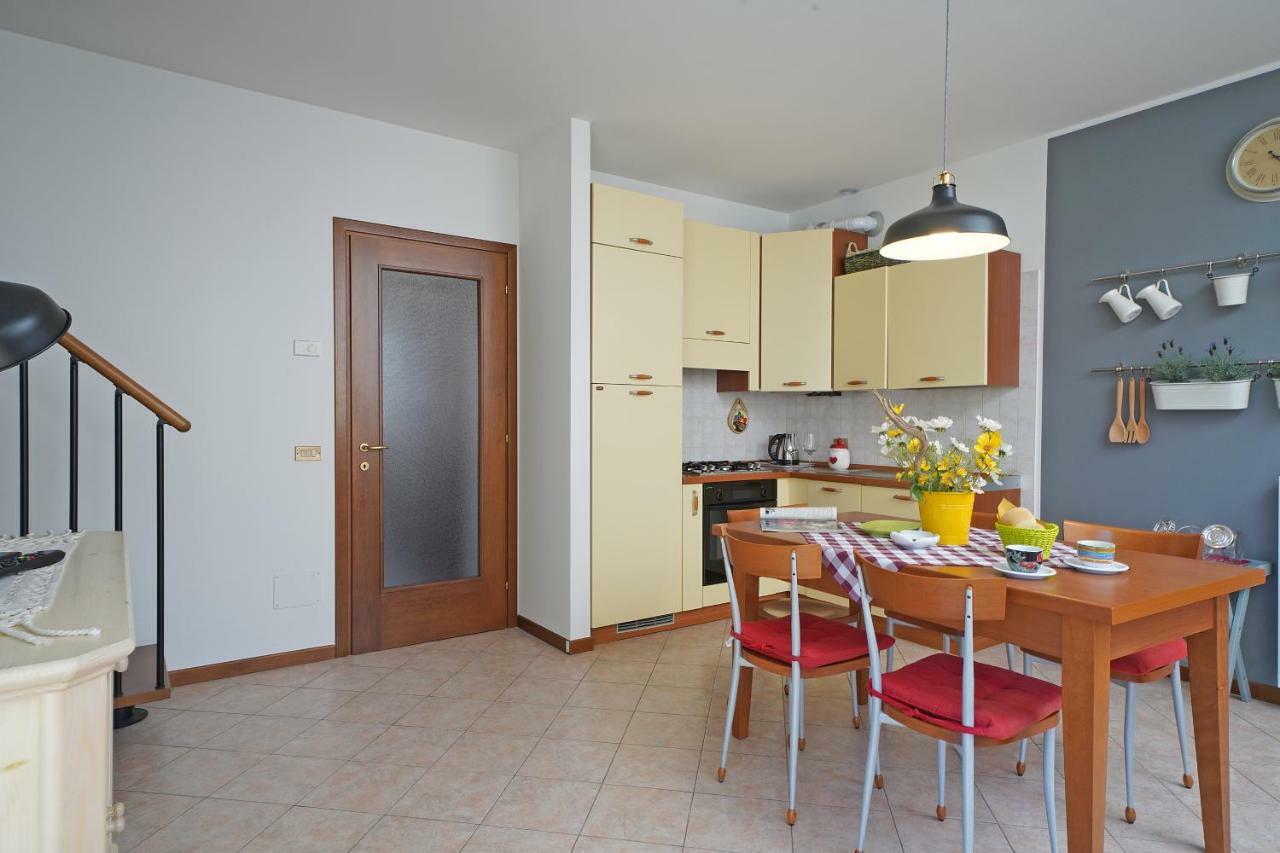 Torri Centro Apartment Torri Del Benaco Ngoại thất bức ảnh